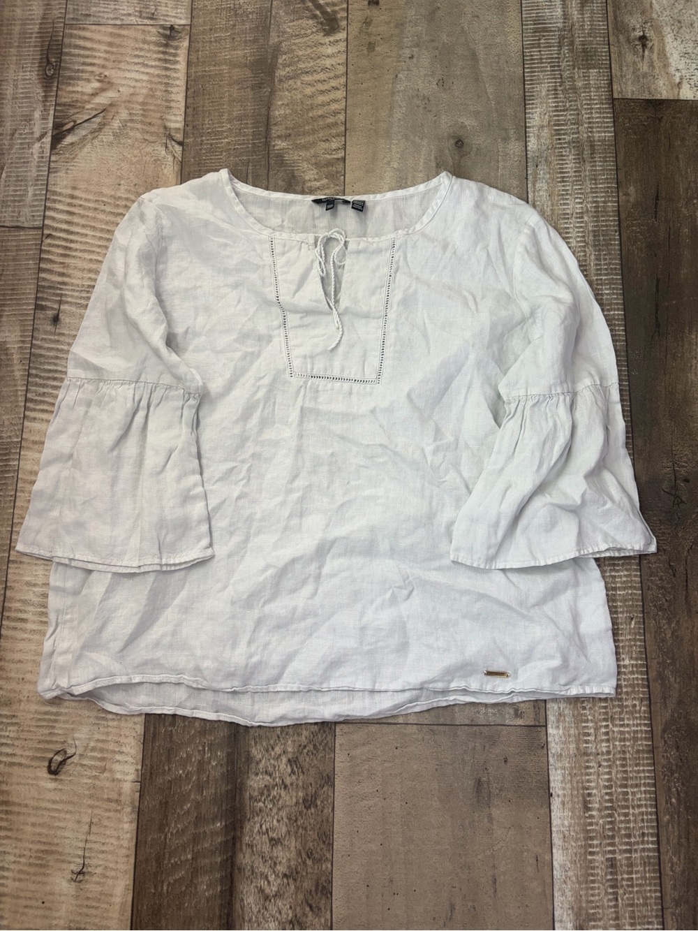 Ellen Tracy White Linen Tie-Neck Bell Sleeve Blouse